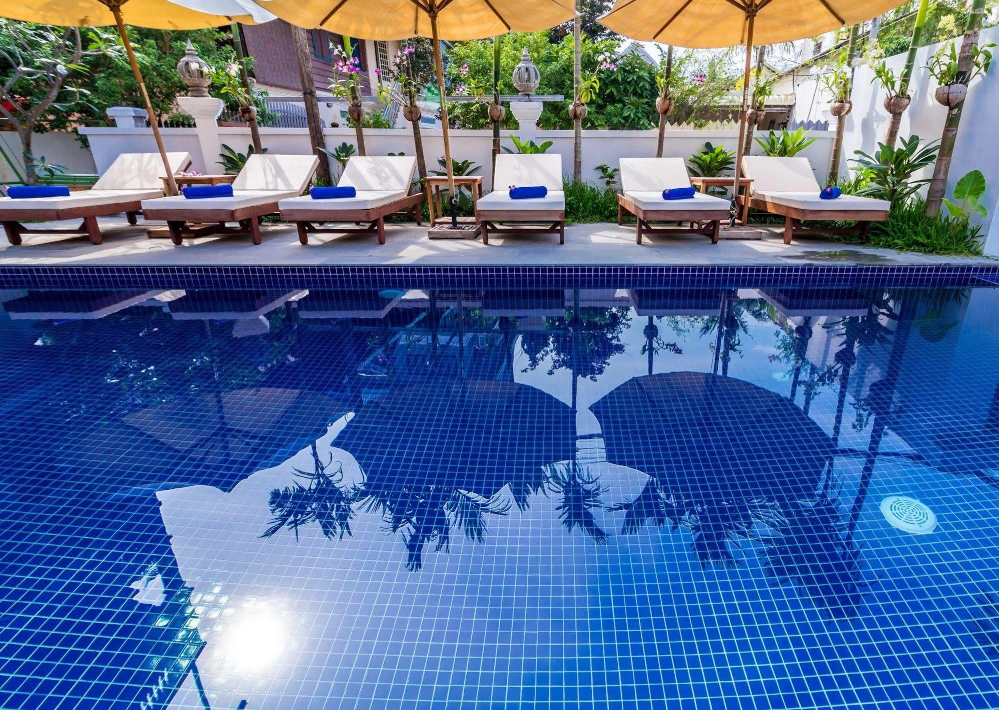 The Unique Angkor Villa Siem Reap Luaran gambar