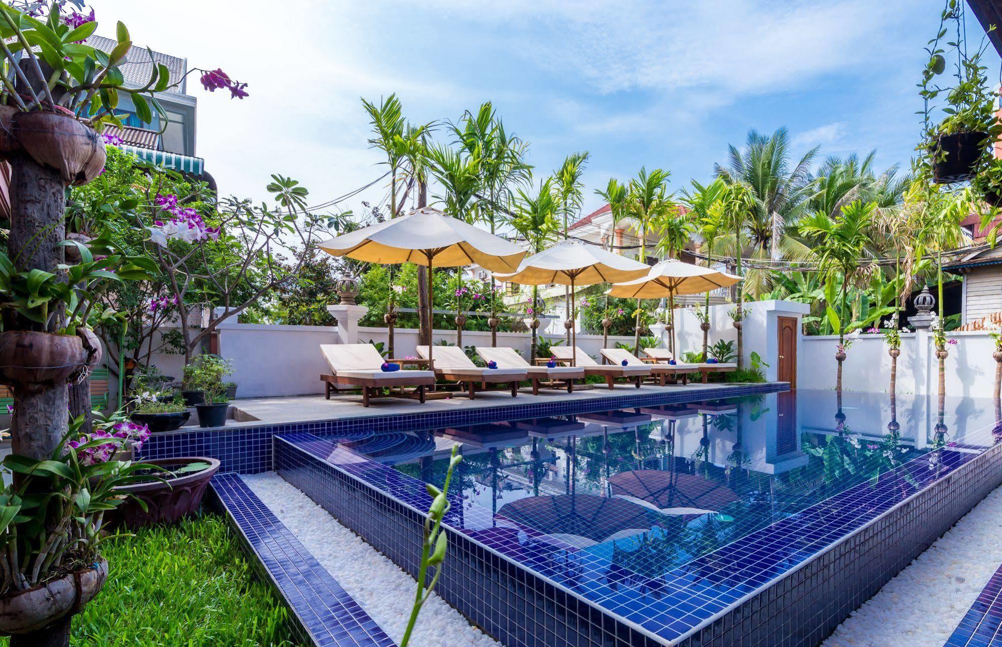 The Unique Angkor Villa Siem Reap Luaran gambar