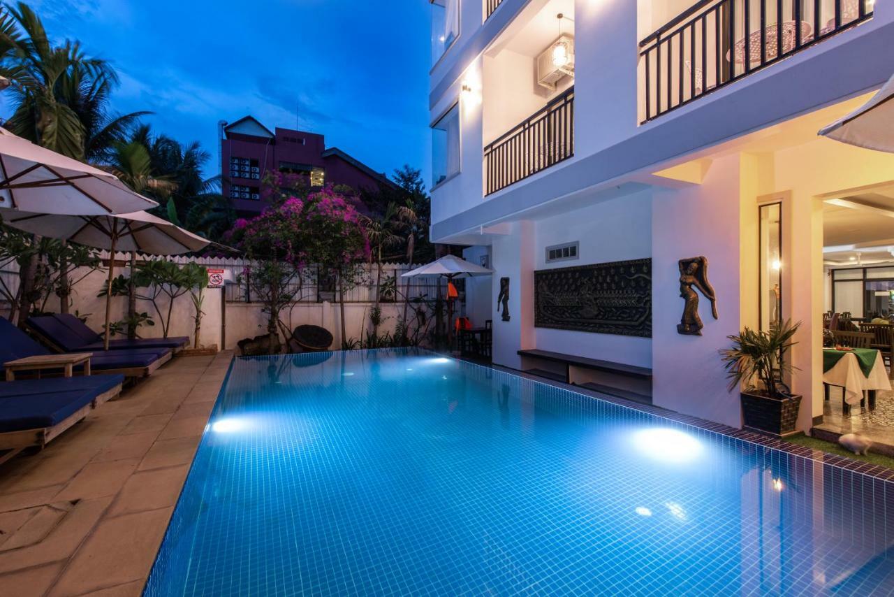 The Unique Angkor Villa Siem Reap Luaran gambar
