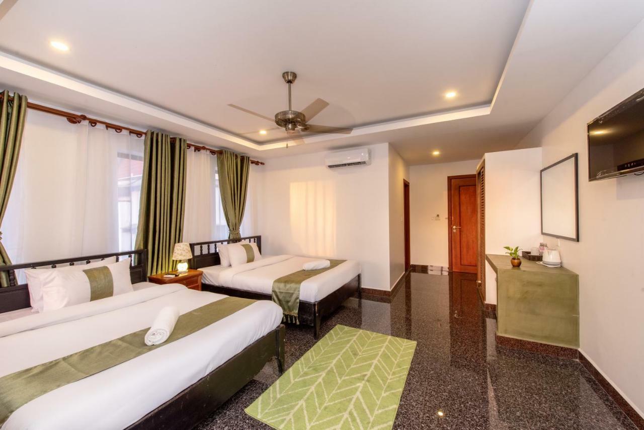 The Unique Angkor Villa Siem Reap Luaran gambar