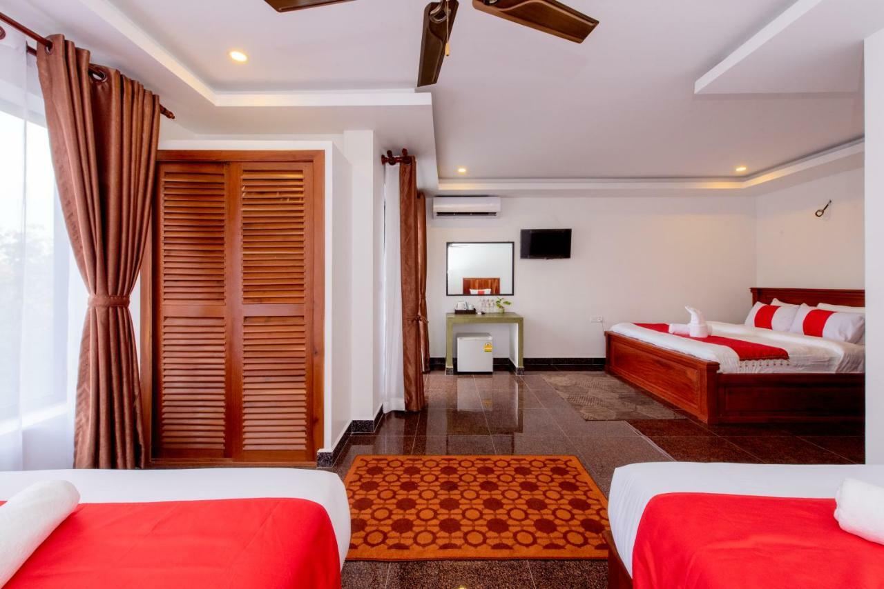 The Unique Angkor Villa Siem Reap Luaran gambar